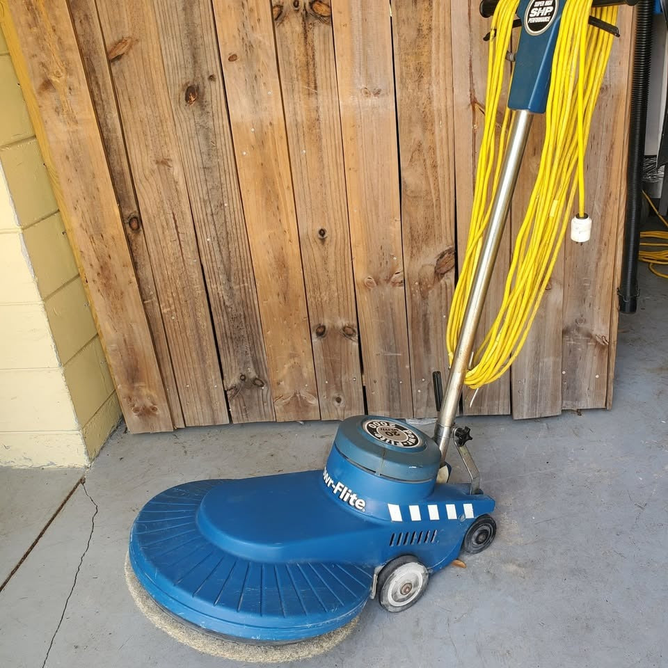 POWR-FLITE 2000 MODEL POLISHER 20"