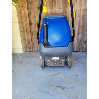 Windsor Clipper Carpet Extractor
